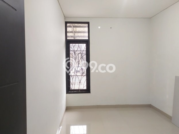 For Sale Rumah 2 Kamar Lokasi Strategis Bagus dan Strategis di Margahayu For Sale Rumah 2 Kamar Lokasi Strategis Bagus dan Strategis di Margahayu