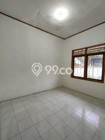 Rumah lokasi , Bandung, Luas 153m2m² LB 120m2m² Rumah lokasi , Bandung, Luas 153m2m² LB 120m2m²