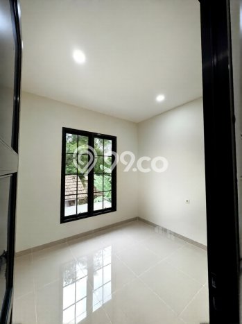 Dijual Hunian Rumah Terawat 3 KT di Bintaro, Tangerang Selatan Dijual Hunian Rumah Terawat 3 KT di Bintaro, Tangerang Selatan