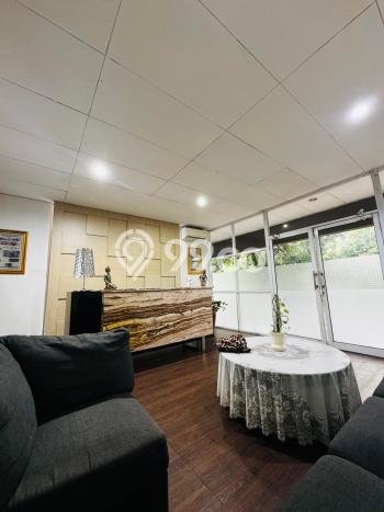 Rumah Mewah Siap Huni LT 1165m2 di Kebayoran Baru, Jakarta Selatan Rumah Mewah Siap Huni LT 1165m2 di Kebayoran Baru, Jakarta Selatan