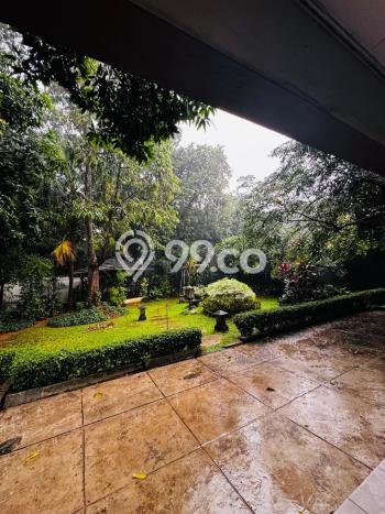Rumah Mewah Siap Huni LT 1165m2 di Kebayoran Baru, Jakarta Selatan Rumah Mewah Siap Huni LT 1165m2 di Kebayoran Baru, Jakarta Selatan