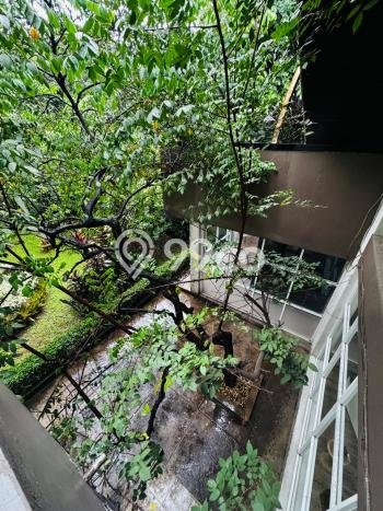 Rumah Mewah Siap Huni LT 1165m2 di Kebayoran Baru, Jakarta Selatan Rumah Mewah Siap Huni LT 1165m2 di Kebayoran Baru, Jakarta Selatan