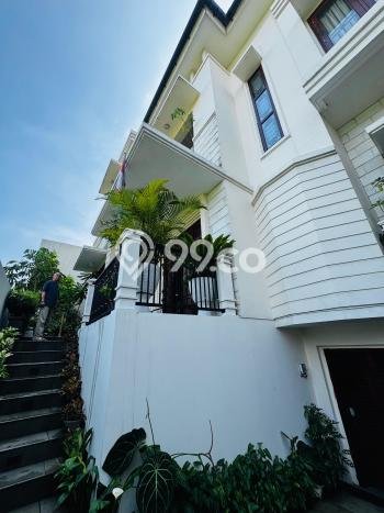 Hunian Mewah LB 385m2 Siap Pakai Desain Elegan di Cinere, Jakarta Selatan Hunian Mewah LB 385m2 Siap Pakai Desain Elegan di Cinere, Jakarta Selatan