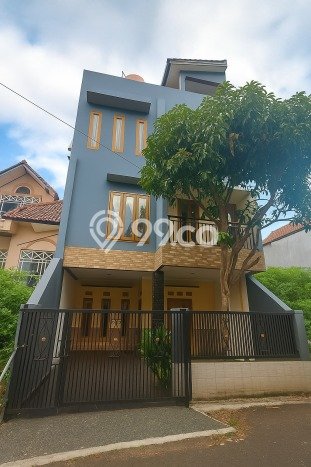 Rumah Modern Cantik 8 Kamar Siap Huni di Jatinangor Rumah Modern Cantik 8 Kamar Siap Huni di Jatinangor
