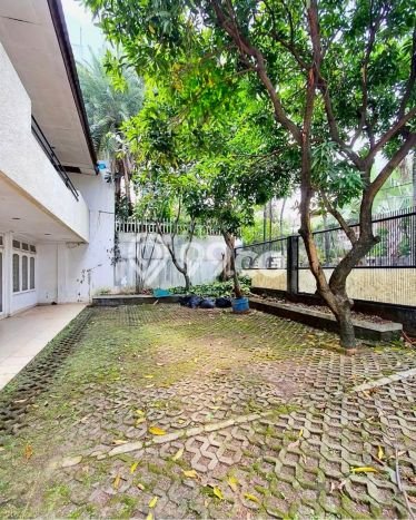 Dijual Rumah Premium dengan Fasilitas Sekitar Komplit di Kebayoran Baru, Jakarta Selatan Dijual Rumah Premium dengan Fasilitas Sekitar Komplit di Kebayoran Baru, Jakarta Selatan