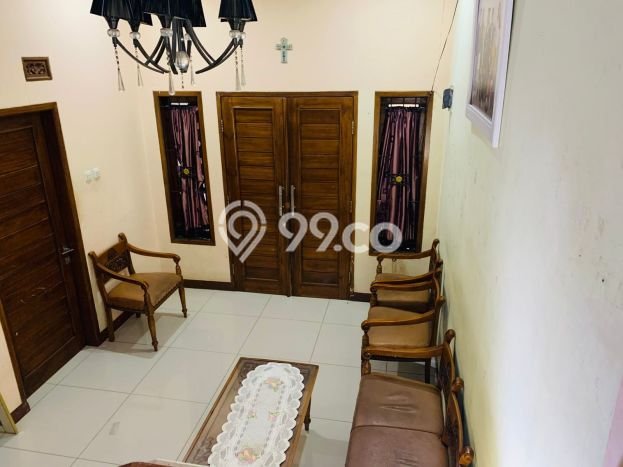 Rumah Modern Cantik 8 Kamar Siap Huni di Jatinangor Rumah Modern Cantik 8 Kamar Siap Huni di Jatinangor
