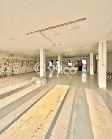 Kantor Dijual di Prime Area Jakarta Selatan Luas 600m2 Kantor Dijual di Prime Area Jakarta Selatan Luas 600m2