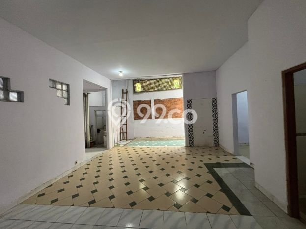 Hunian Elit LB 254m2 Siap Huni Desain Elegan di Terogong, Jakarta Selatan Hunian Elit LB 254m2 Siap Huni Desain Elegan di Terogong, Jakarta Selatan