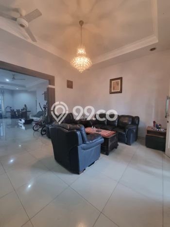 Rumah Elit Akses Mudah di Jakarta Selatan Semi Furnished Rumah Elit Akses Mudah di Jakarta Selatan Semi Furnished
