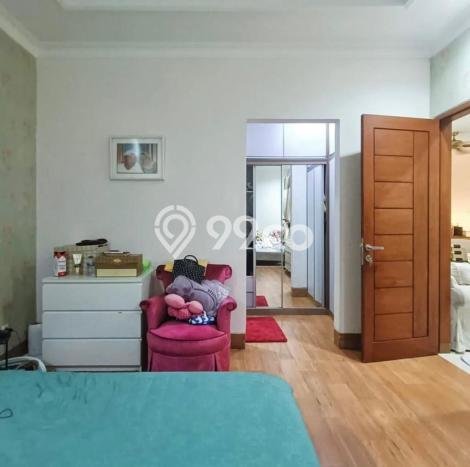 KESEMPATAN TERBAIK! Tersedia KPR Rumah Modern lokasi Ciputat, Tangerang Selatan, Luas 275m² LB 250m² KESEMPATAN TERBAIK! Tersedia KPR Rumah Modern lokasi Ciputat, Tangerang Selatan, Luas 275m² LB 250m²