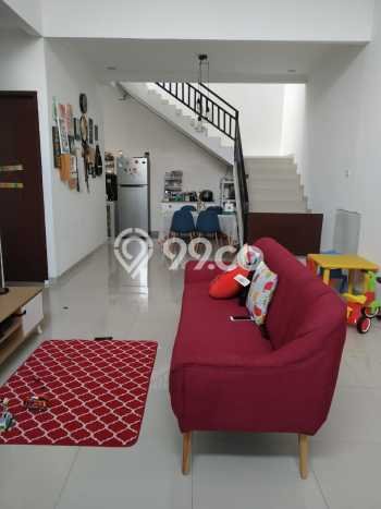 Jual Cepat Rumah 2 KT 1 KM di Jantung Kota Ciputat, Tangerang Selatan Jual Cepat Rumah 2 KT 1 KM di Jantung Kota Ciputat, Tangerang Selatan