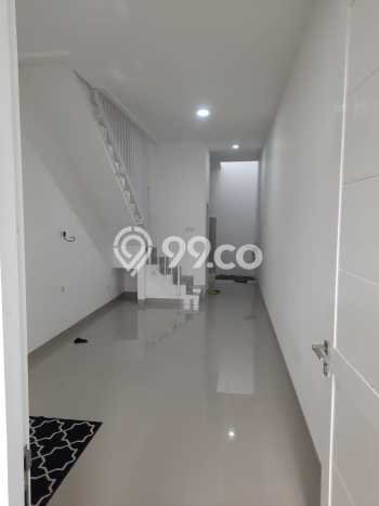 Rumah dengan Lokasi Strategis 3 KT di Pondok Aren, Tangerang Selatan Rumah dengan Lokasi Strategis 3 KT di Pondok Aren, Tangerang Selatan
