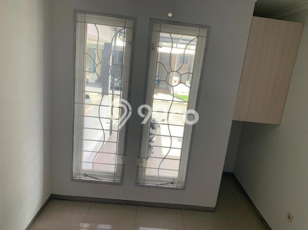 Dijual Hunian Rumah Nyaman 2 KT di Bintaro, Tangerang Selatan Dijual Hunian Rumah Nyaman 2 KT di Bintaro, Tangerang Selatan