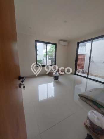 Jual Rumah Luas Elegan Dengan View Eksklusif di Bintaro, Tangerang Selatan Jual Rumah Luas Elegan Dengan View Eksklusif di Bintaro, Tangerang Selatan