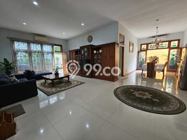 Jual Rumah Luas Elegan Dengan View Cantik di Warung Buncit, Jakarta Selatan Jual Rumah Luas Elegan Dengan View Cantik di Warung Buncit, Jakarta Selatan