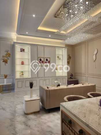 Hunian Elit LB 400m2 Siap Pakai Desain Elegan di Pondok Indah, Jakarta Selatan Hunian Elit LB 400m2 Siap Pakai Desain Elegan di Pondok Indah, Jakarta Selatan