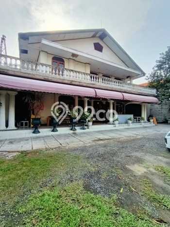 For Sale! Premium House LT 1200m2 Desain Elegan di Kemang For Sale! Premium House LT 1200m2 Desain Elegan di Kemang