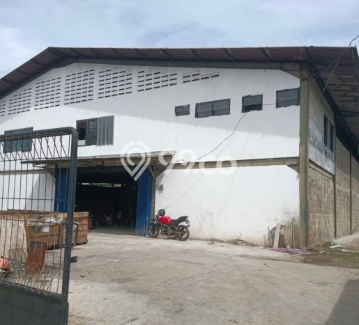 Unit Gudang Dijual di Jakarta Utara LT 4810m2 & LB 3576m2 Unit Gudang Dijual di Jakarta Utara LT 4810m2 & LB 3576m2