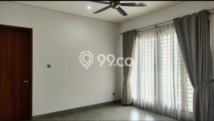 Jual Rumah Mewah Megah Dengan View Eksklusif di Pondok Kelapa, Jakarta Timur Jual Rumah Mewah Megah Dengan View Eksklusif di Pondok Kelapa, Jakarta Timur