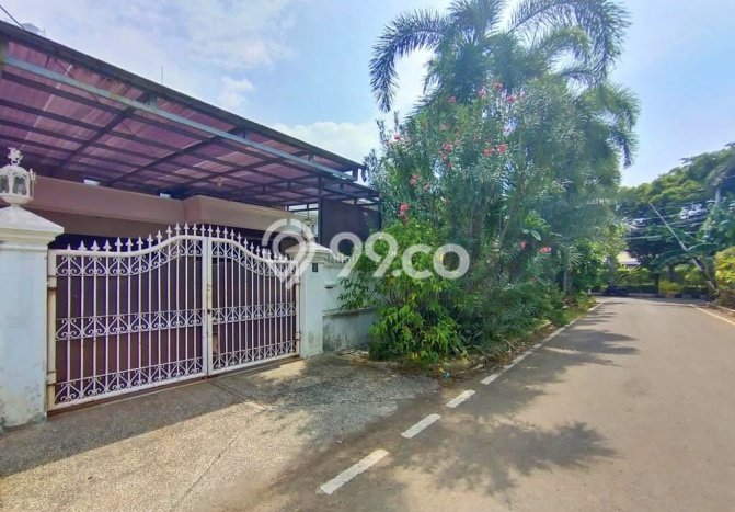 Jual Rumah Luas Elegan Dengan View Cantik di Pulomas, Jakarta Timur Jual Rumah Luas Elegan Dengan View Cantik di Pulomas, Jakarta Timur