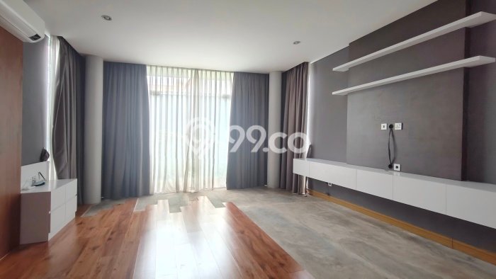 Rumah Luxury Modern Siap Huni di Pondok Kelapa Jakarta Timur Rumah Luxury Modern Siap Huni di Pondok Kelapa Jakarta Timur