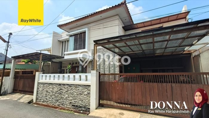 For Sale! Luxury House LT 273m2 Desain Modern di Pondok Bambu For Sale! Luxury House LT 273m2 Desain Modern di Pondok Bambu