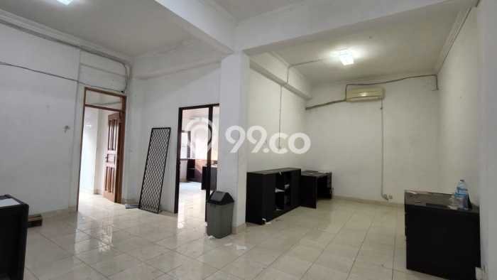 Ruko Strategis Kawasan Petojo, Luas 475m², Lokasi Bisnis, Berkembang Ruko Strategis Kawasan Petojo, Luas 475m², Lokasi Bisnis, Berkembang