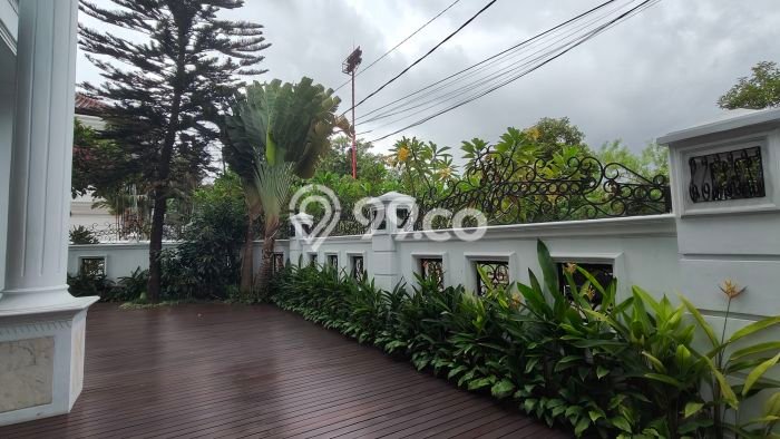 Jual Rumah Luas Megah Dengan View Eksklusif di Kayu Putih, Jakarta Timur Jual Rumah Luas Megah Dengan View Eksklusif di Kayu Putih, Jakarta Timur