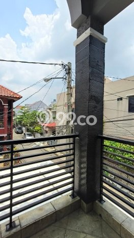 Hunian Nyaman Asri 3 KT Siap Huni di Bintara Bekasi Hunian Nyaman Asri 3 KT Siap Huni di Bintara Bekasi