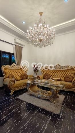 Jual Rumah Luas Megah Dengan View Eksklusif di Kayu Putih, Jakarta Timur Jual Rumah Luas Megah Dengan View Eksklusif di Kayu Putih, Jakarta Timur