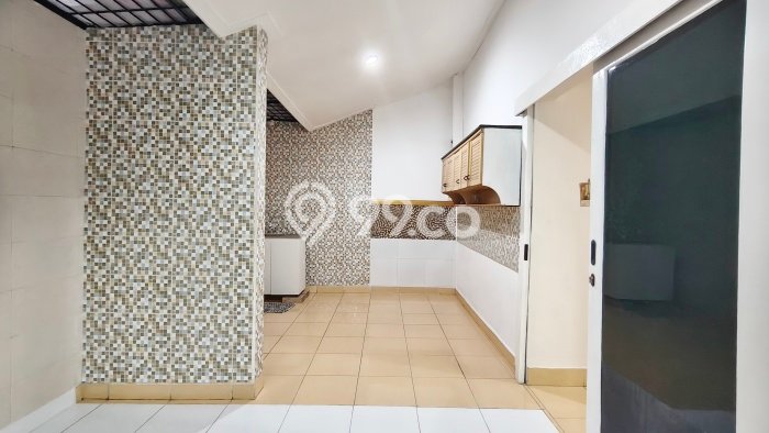 Rumah Strategis di Harapan Indah, Dekat Kawasan Komersial, Bekasi - LT 126m² Rumah Strategis di Harapan Indah, Dekat Kawasan Komersial, Bekasi - LT 126m²