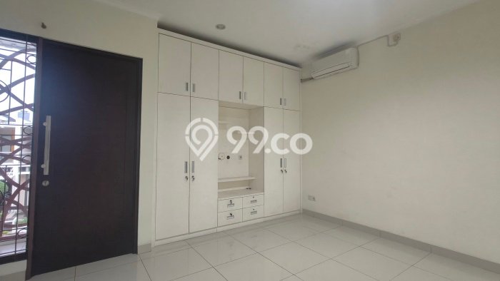 Jarang Ada! Rumah Kontrakan 4 Kamar Bagus Siap Huni Harapan Indah Jarang Ada! Rumah Kontrakan 4 Kamar Bagus Siap Huni Harapan Indah