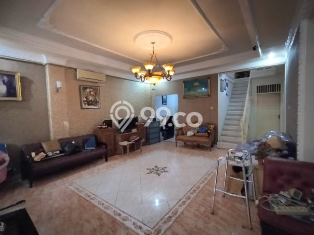 Dijual Hunian Rumah Nyaman 3 KT di Taman Meruya, Jakarta Barat Dijual Hunian Rumah Nyaman 3 KT di Taman Meruya, Jakarta Barat
