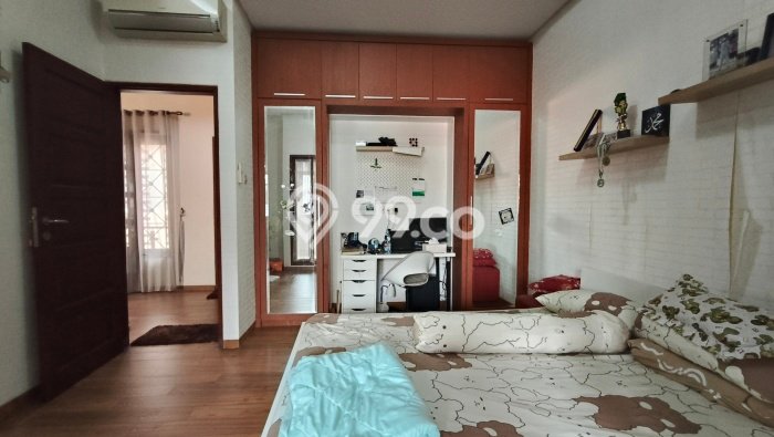 For Sale! Luxury House LT 273m2 Desain Modern di Pondok Bambu For Sale! Luxury House LT 273m2 Desain Modern di Pondok Bambu