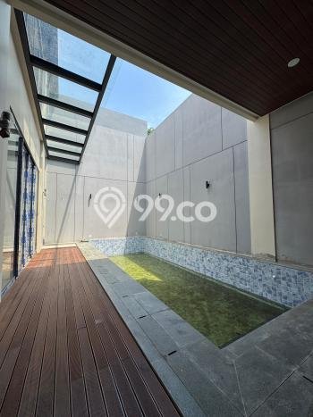 Hunian Eksklusif Siap Huni LT 375m2 di BSD, Tangerang Selatan Hunian Eksklusif Siap Huni LT 375m2 di BSD, Tangerang Selatan