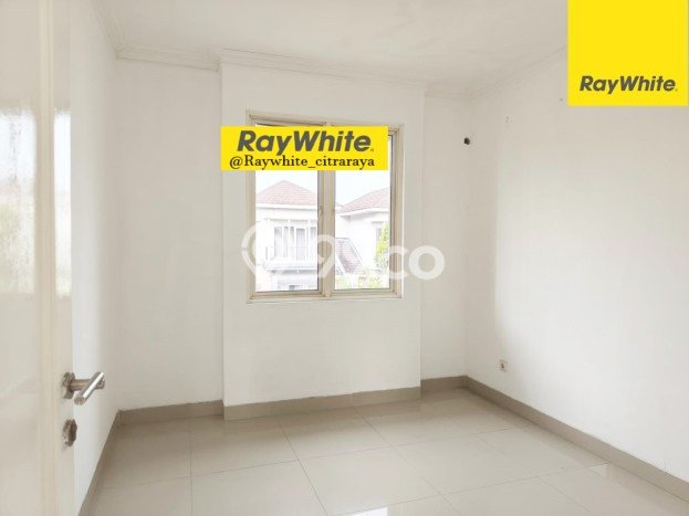 Dijual Rumah Eksklusif 3 KT di Suvarna Sutera, Tangerang Dijual Rumah Eksklusif 3 KT di Suvarna Sutera, Tangerang