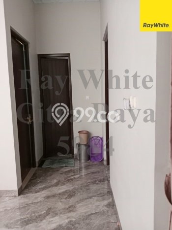 Rumah Modern Minimalis 5 Kamar Siap Huni di Cikupa Rumah Modern Minimalis 5 Kamar Siap Huni di Cikupa