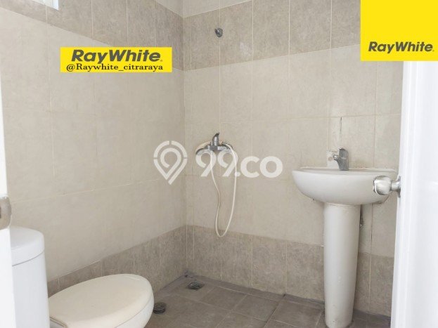 Dijual Rumah Eksklusif 3 KT di Suvarna Sutera, Tangerang Dijual Rumah Eksklusif 3 KT di Suvarna Sutera, Tangerang