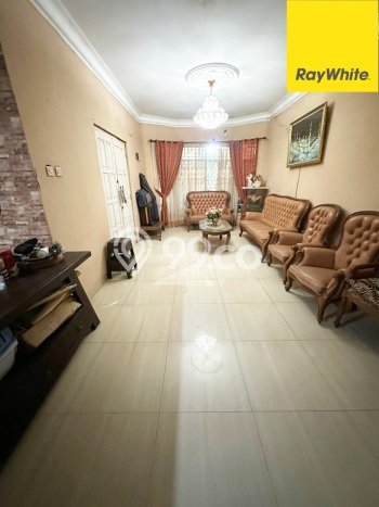 Rumah Siap Disurvey lokasi Pesanggrahan, Jakarta Selatan, Luas 164m2m² Bangunan 200m2m² Rumah Siap Disurvey lokasi Pesanggrahan, Jakarta Selatan, Luas 164m2m² Bangunan 200m2m²