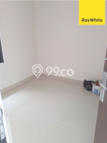 Rumah Luas Asri 4 KT Siap Pakai di Cikupa Citra Raya Tangerang Rumah Luas Asri 4 KT Siap Pakai di Cikupa Citra Raya Tangerang