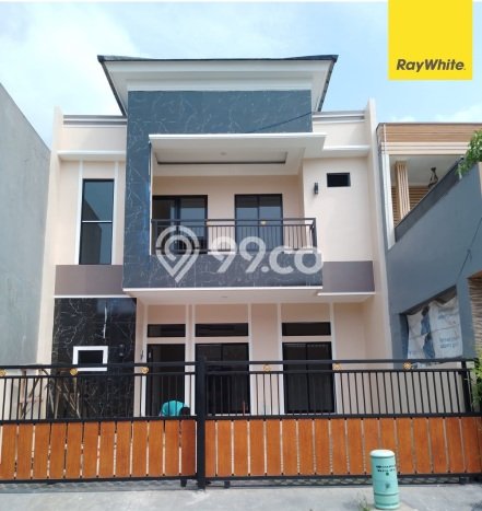 Rumah Luas Asri 4 KT Siap Pakai di Cikupa Citra Raya Tangerang Rumah Luas Asri 4 KT Siap Pakai di Cikupa Citra Raya Tangerang