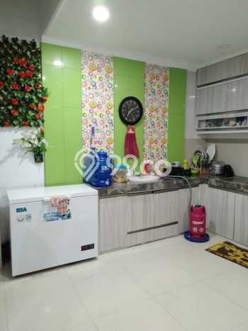 Rumah Strategis Minimalis Lb 200m2 di Cakung, Jakarta Timur Rumah Strategis Minimalis Lb 200m2 di Cakung, Jakarta Timur