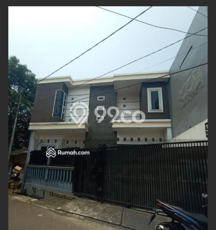 Rumah Strategis Minimalis Lb 104m2 di Kebon Jeruk, Jakarta Barat Rumah Strategis Minimalis Lb 104m2 di Kebon Jeruk, Jakarta Barat