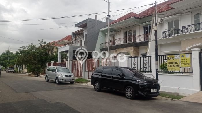 For Sale Hunian Rumah Terawat 3 KT di Harapan Indah, Bekasi For Sale Hunian Rumah Terawat 3 KT di Harapan Indah, Bekasi