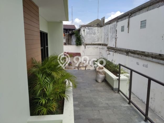 Hot Offer Hunian Mewah Ideal dan Luas di Kebon Jeruk, Jakarta Barat Hot Offer Hunian Mewah Ideal dan Luas di Kebon Jeruk, Jakarta Barat