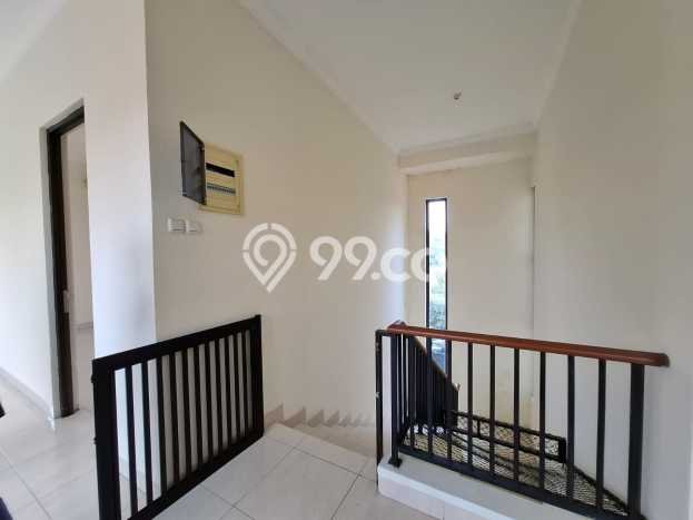 Rumah Elit Modern Tanpa Renovasi di harapan indah Bekasi Rumah Elit Modern Tanpa Renovasi di harapan indah Bekasi