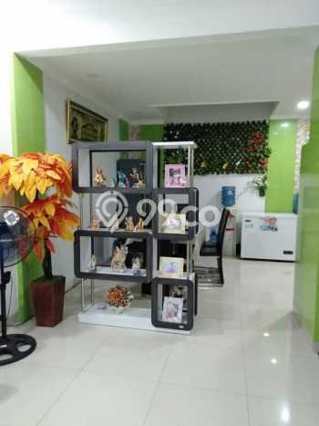 Rumah Strategis Minimalis Lb 200m2 di Cakung, Jakarta Timur Rumah Strategis Minimalis Lb 200m2 di Cakung, Jakarta Timur