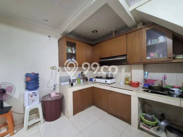 For Sale Rumah 5 Kamar Lokasi Strategis Nyaman dan Strategis di Kelapa Gading For Sale Rumah 5 Kamar Lokasi Strategis Nyaman dan Strategis di Kelapa Gading