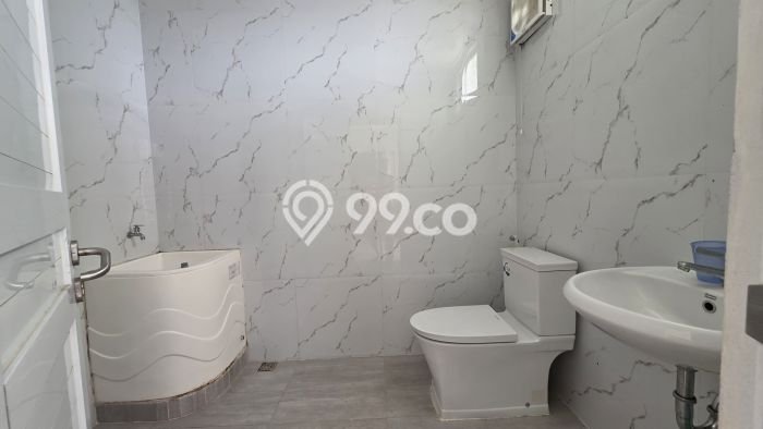 Hunian Mewah Siap Huni LT 486m2 di Pancoran, Jakarta Selatan Hunian Mewah Siap Huni LT 486m2 di Pancoran, Jakarta Selatan