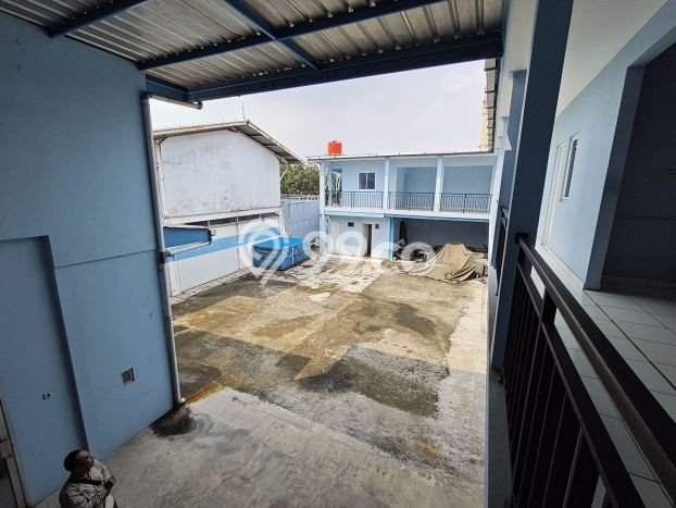 Lokasi Strategis! Dijual Gudang Bisnis di Cipondoh, Tangerang Kondisi Baik Lokasi Strategis! Dijual Gudang Bisnis di Cipondoh, Tangerang Kondisi Baik